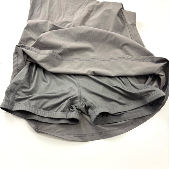 Crane Women's Athletic Dress Size L Color Gray Built in Shorts Outdoors Sports - Picture 7 of 11